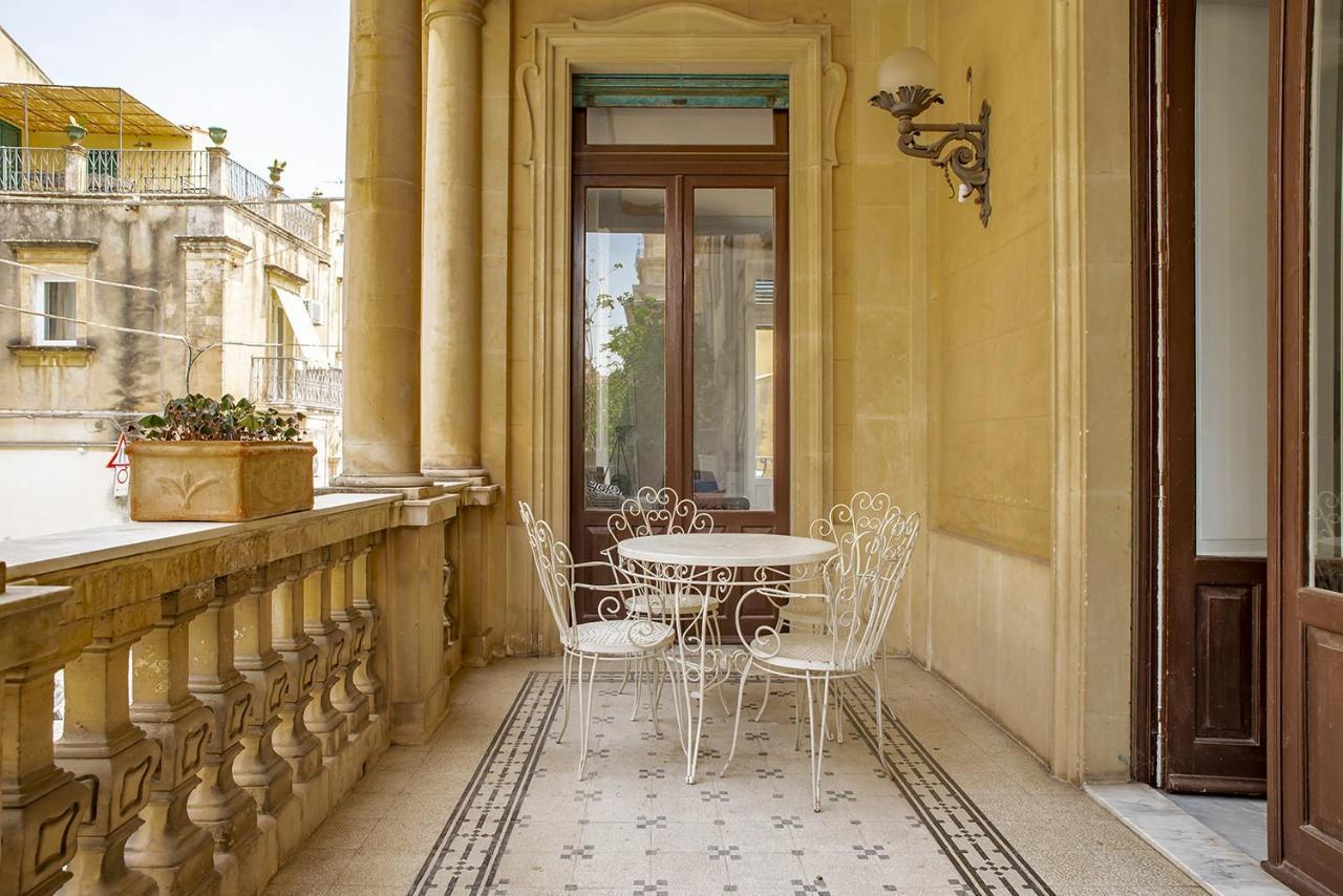 Cavour Apartments By Wonderful Italy Noto Extérieur photo